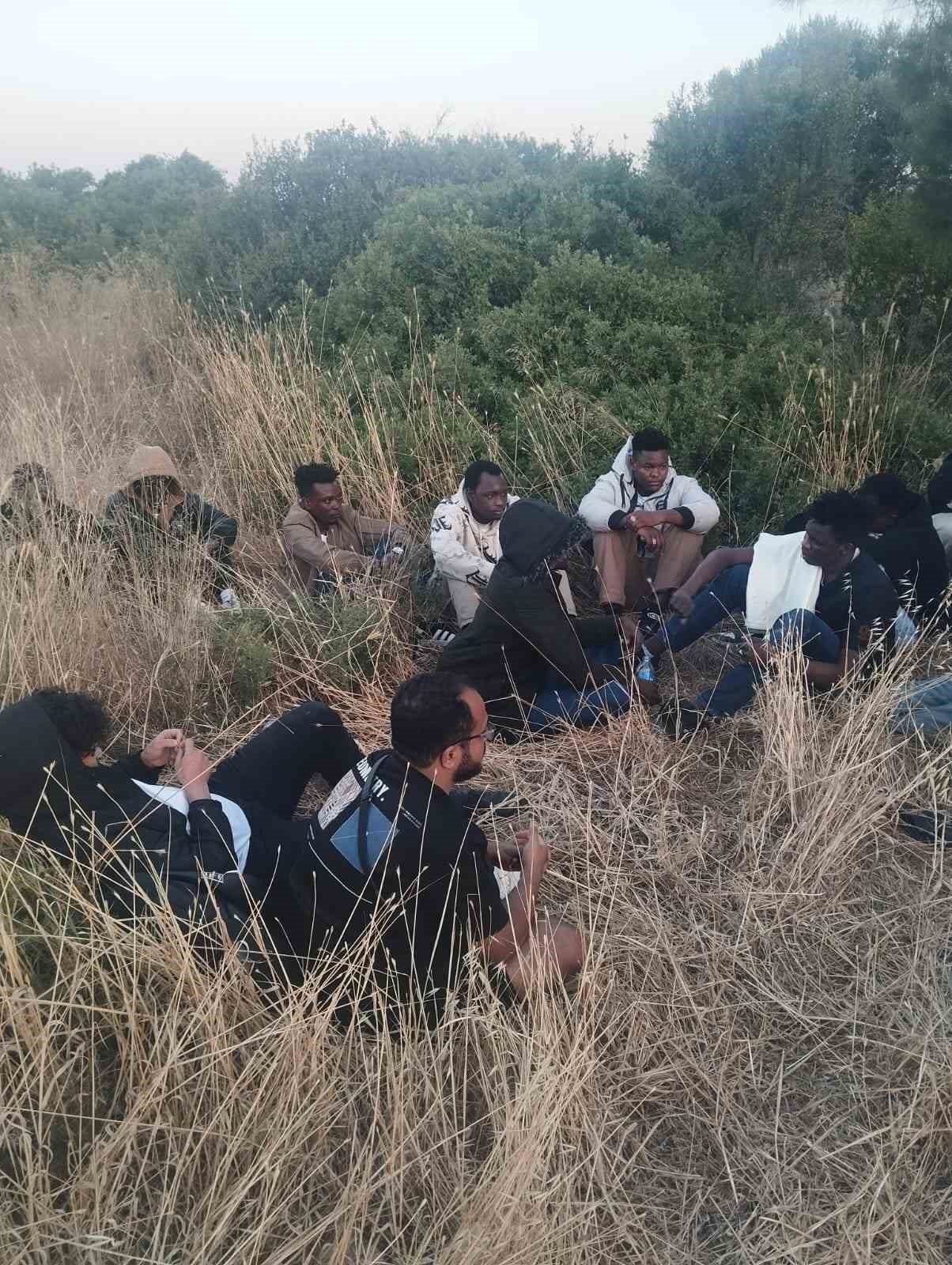 Didim’de 16 düzensiz göçmen ve 1 organizatör yakalandı
