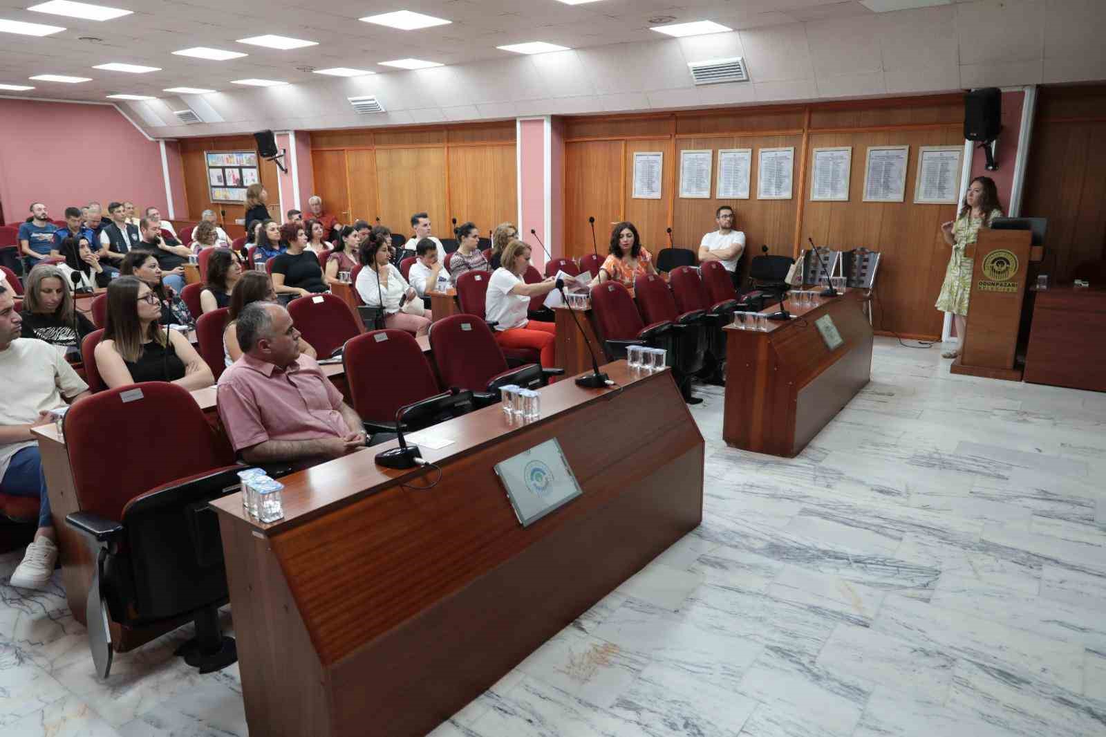 Odunpazarı belediye personeline sağlık eğitimi