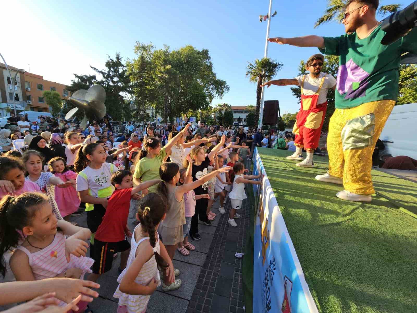 Karne şenliği coşkusu Anıtpark&rsquo;ı doldurdu
