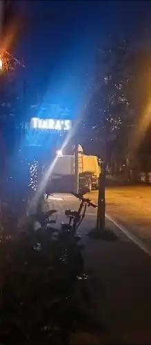 Adalar&rsquo;da altyapısı kesilen ka&ccedil;ak binaya tankerle su taşındığı iddiası
