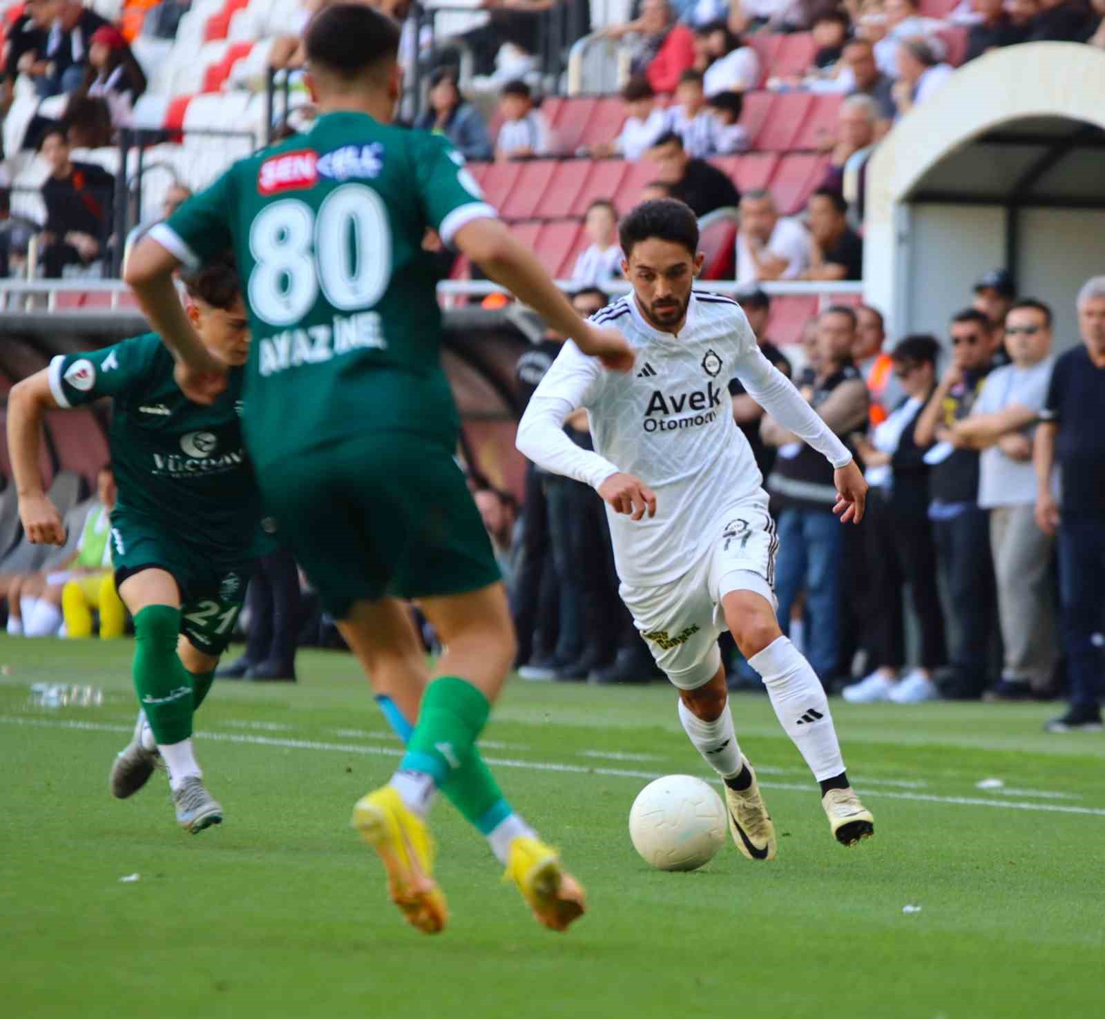 Onur Efe, Iğdır FK&rsquo;ya transfer oldu
