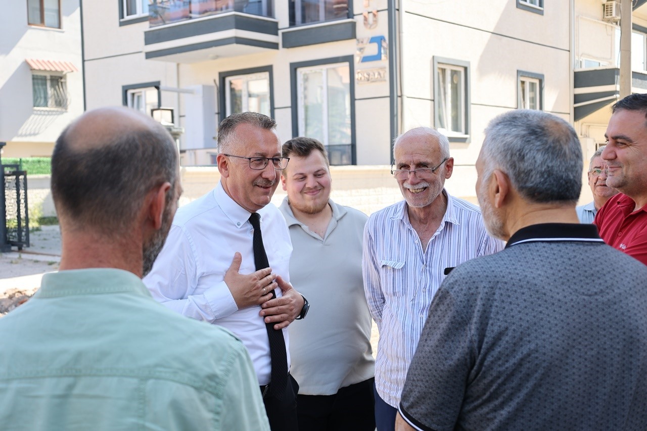 Başkan Mutlu Işıksu: "Adapazarı sokaklarının çehresini değiştirmeye devam ediyoruz"