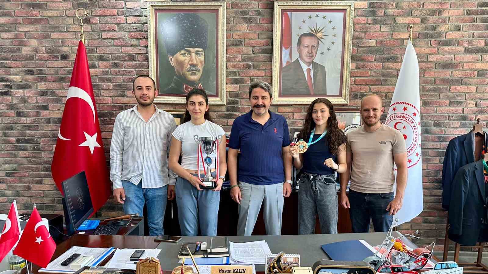 Gen&ccedil; sporcular d&uuml;nya kupasında 27 madalya kazandı
