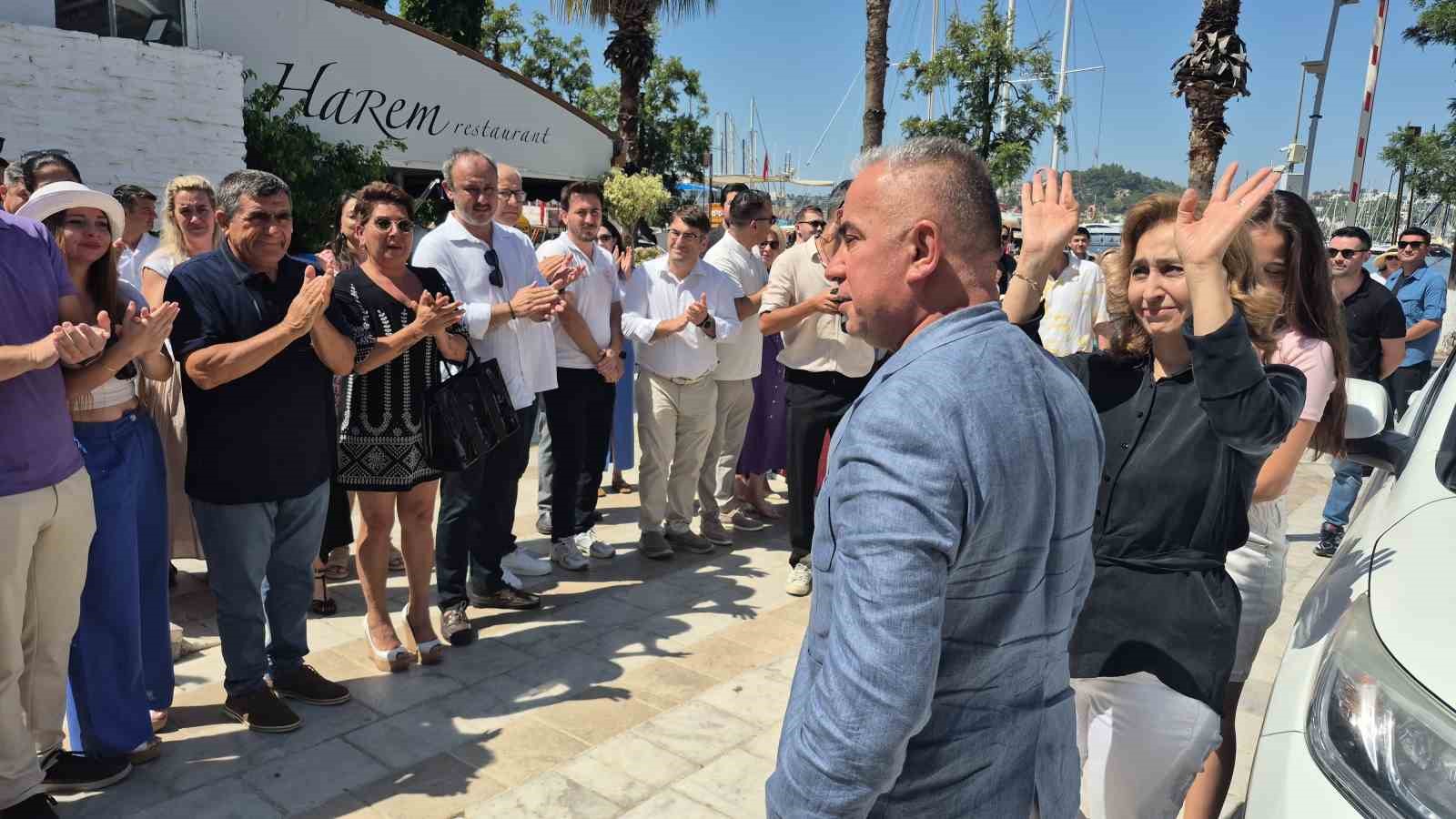 Kaymakam Mustafa Çit ve ailesine veda töreni