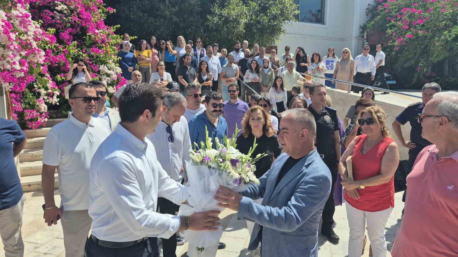 Kaymakam Mustafa &Ccedil;it ve ailesine veda t&ouml;reni
