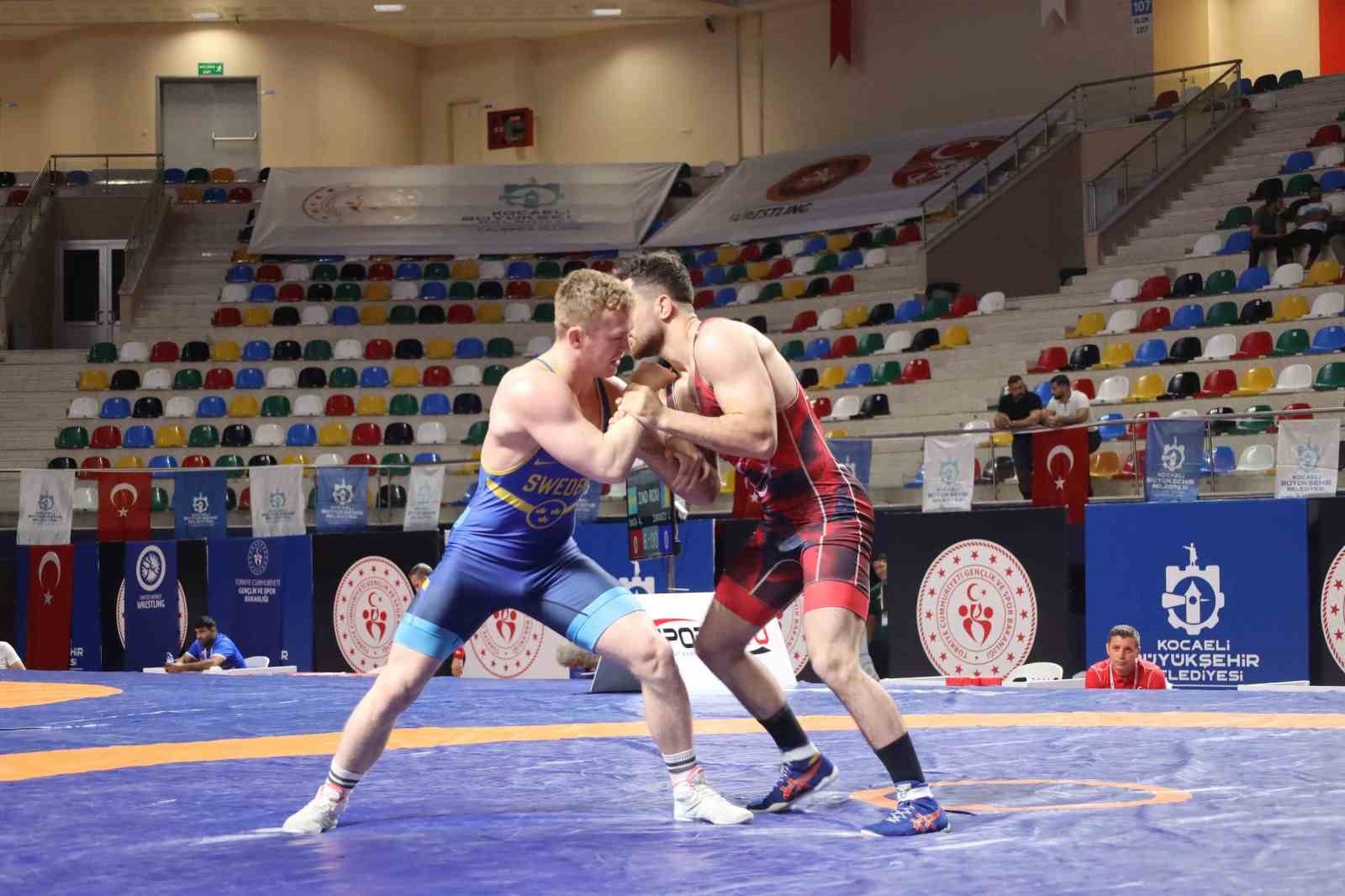 16 ülkenin sporcuları Kocaeli’de mindere çıkacak
