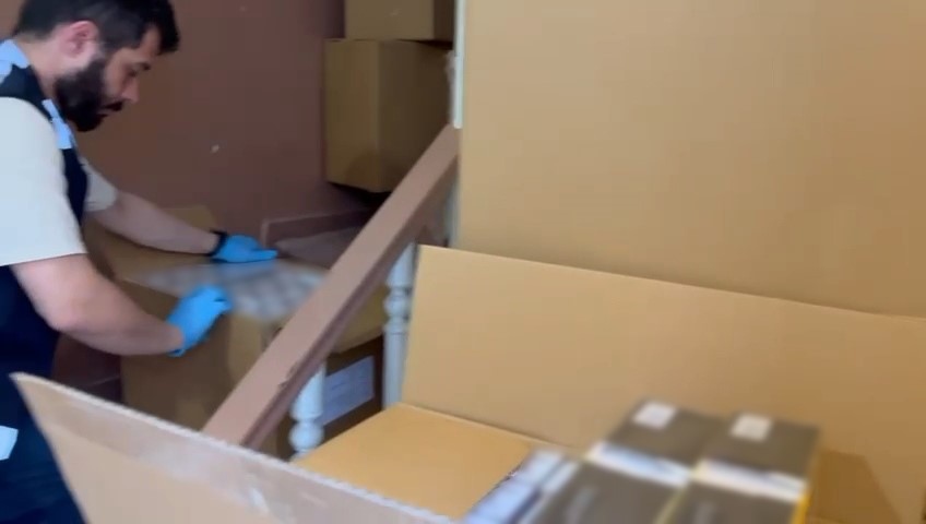 Samsun&rsquo;da 200 bin adet ka&ccedil;ak makaron ele ge&ccedil;irildi
