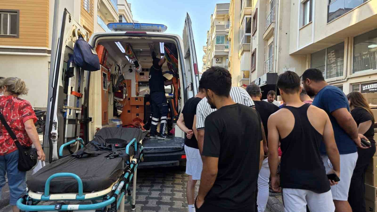 Milas’ta Motosiklet Yayaya Çarptı: Kaza Sonrası Kavga Çıktı