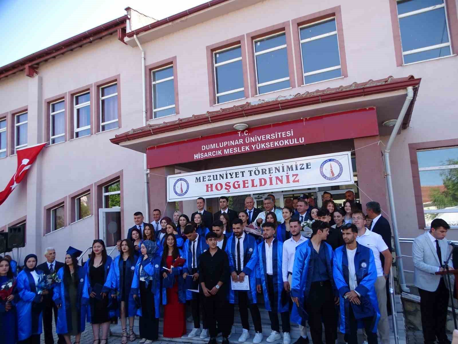 Hisarcık MYO&rsquo;da mezuniyet heyecanı
