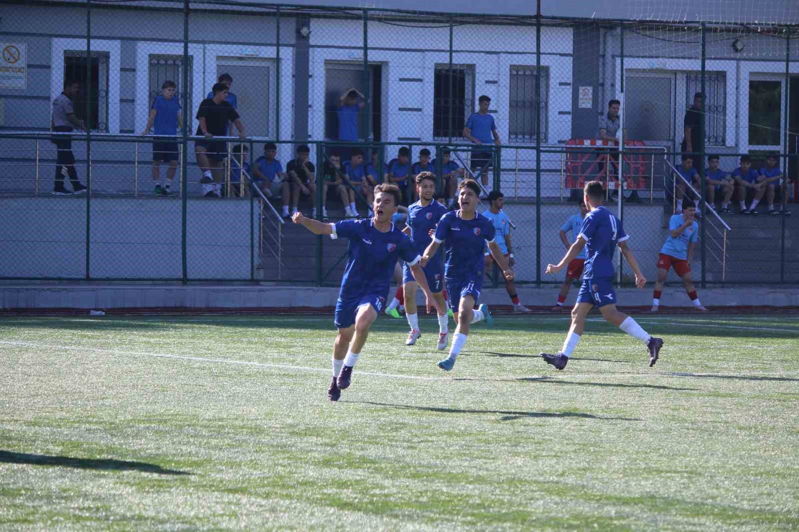 U17 Türkiye Şampiyonası 1. Kademe maçları Karabük’te devam ediyor