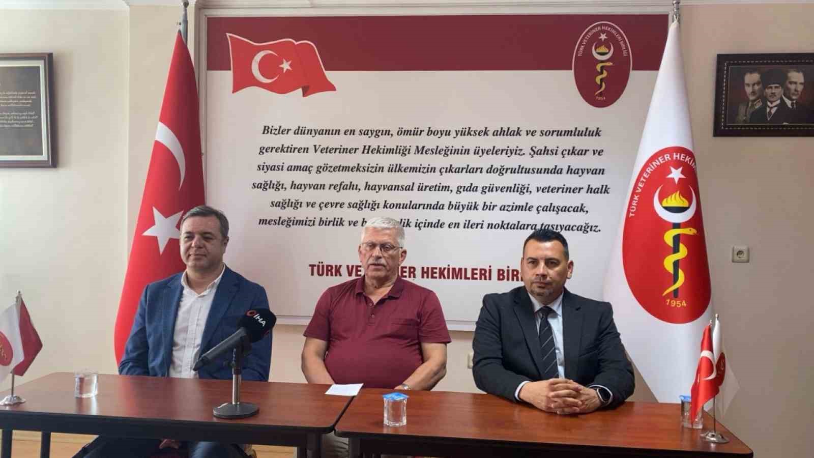 Veteriner Gıda Hijyenistleri Derneği’nden TVHB’ye ziyaret
