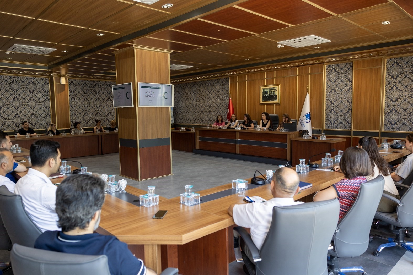 Yunusemre&rsquo;den bağımlılıkla m&uuml;cadelede ilk adım
