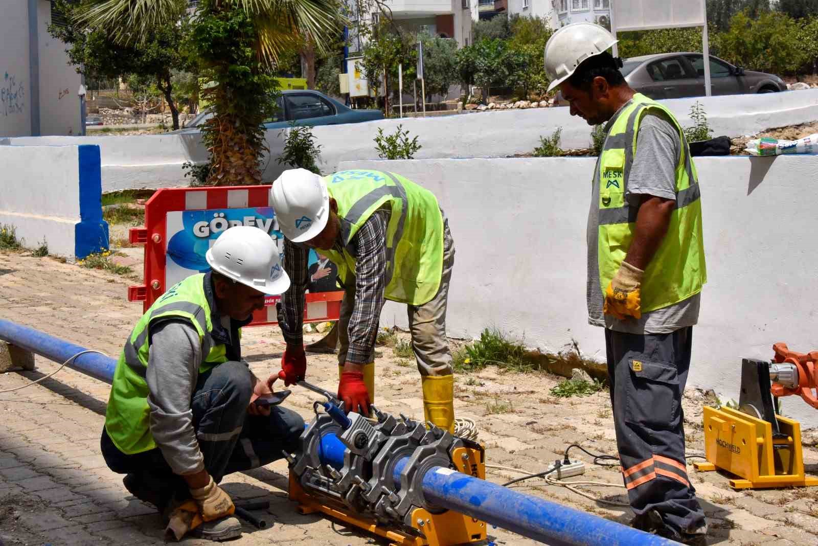 MESKİ, Yapraklıkoy mevkiinde i&ccedil;me suyu hattını yeniledi
