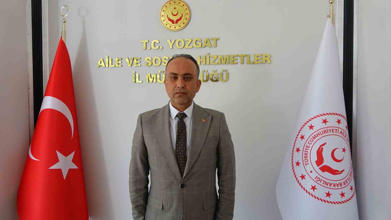 Asrın felaketinden etkilendiler, 3 kız kardeşe koruyucu aile oldular
