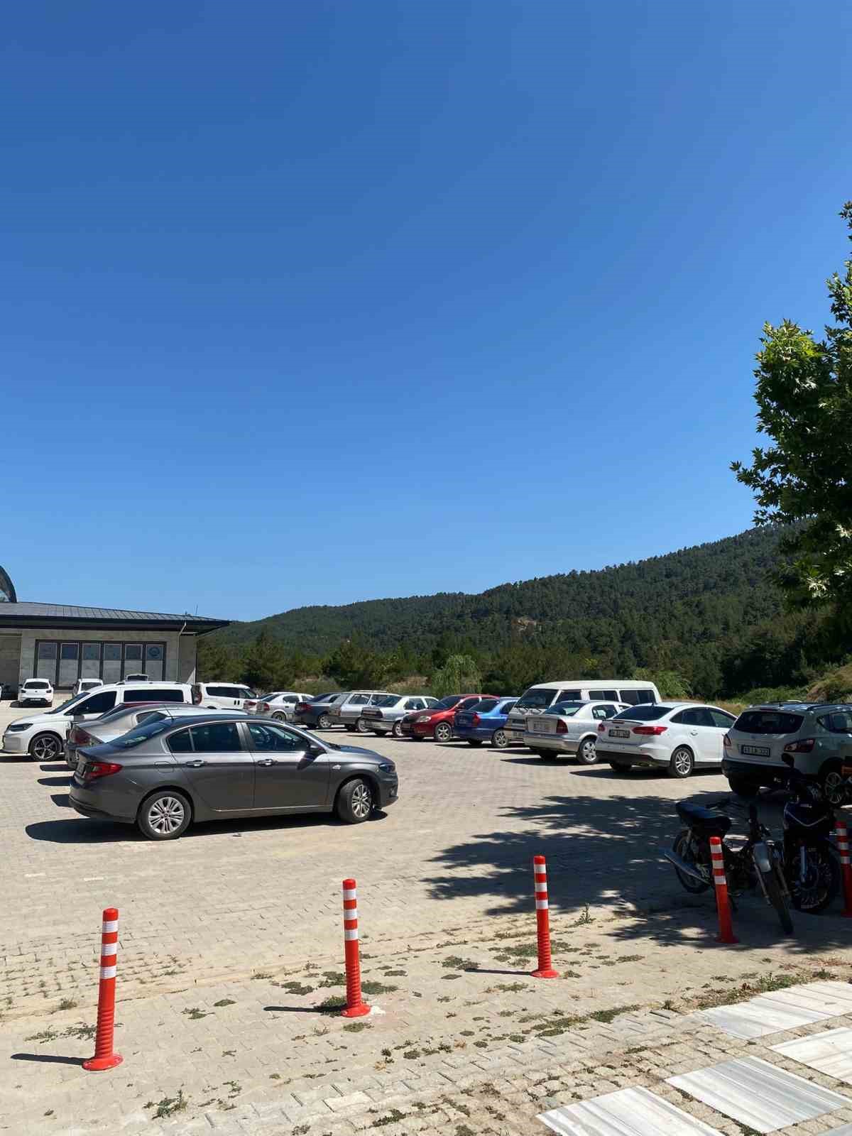 Gediz Belediyesi&rsquo;nden &ouml;ğrencilere aquapark s&uuml;rprizi
