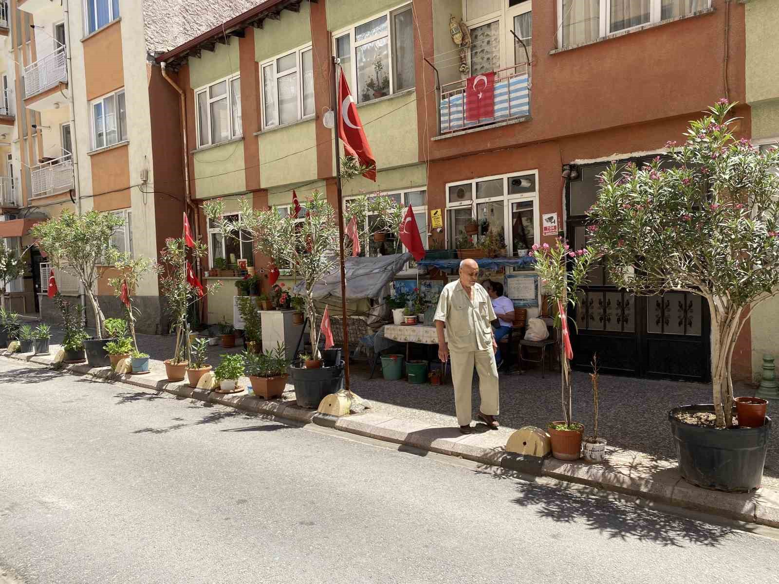 ’Sevgililer ve Aşıklar Parkı’nı eski görünümüne kavuşturdu