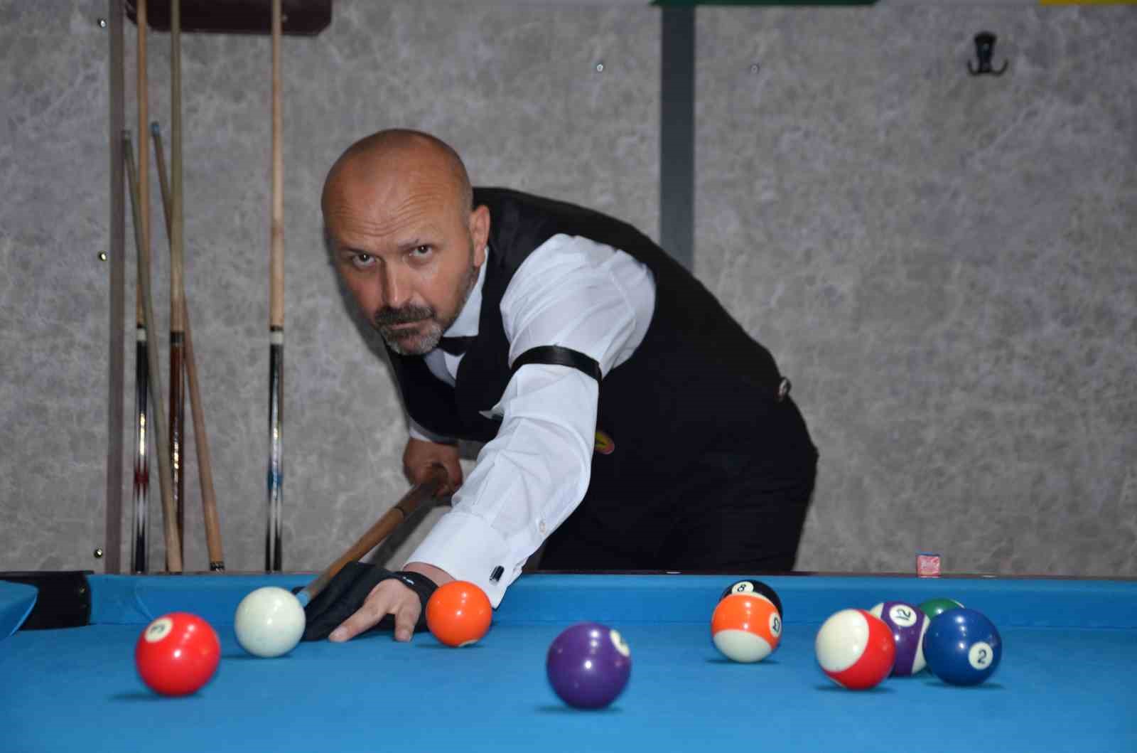 Bilardocu Murat Kiremitçi, dünya üçüncüsüyle yapacağı maça hazırlanıyor