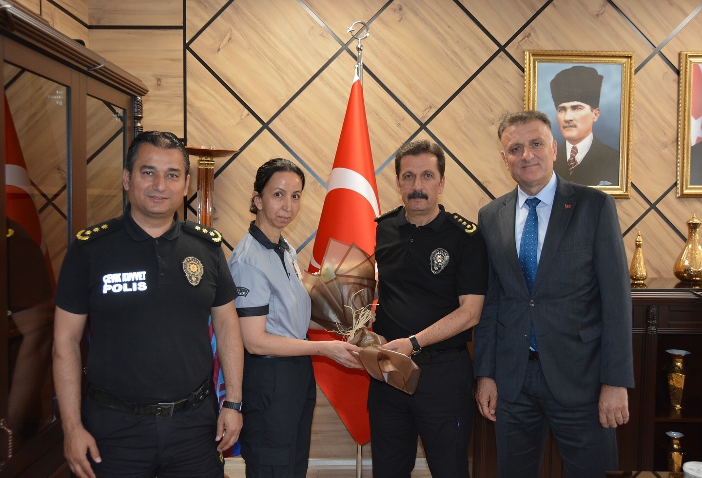 Müdür Osman Elbir: "Huzur ve güvenin inşasında polis ve özel güvenlik el ele"