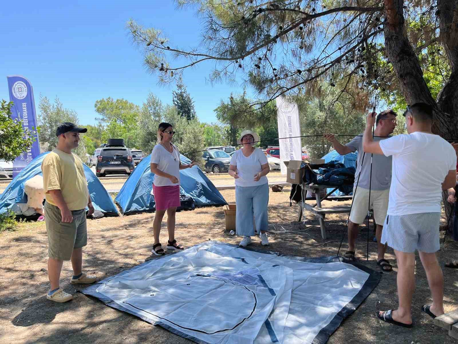Büyükşehir Engelsiz İzciler kampı ile Sarıgerme’yi renklendirdi