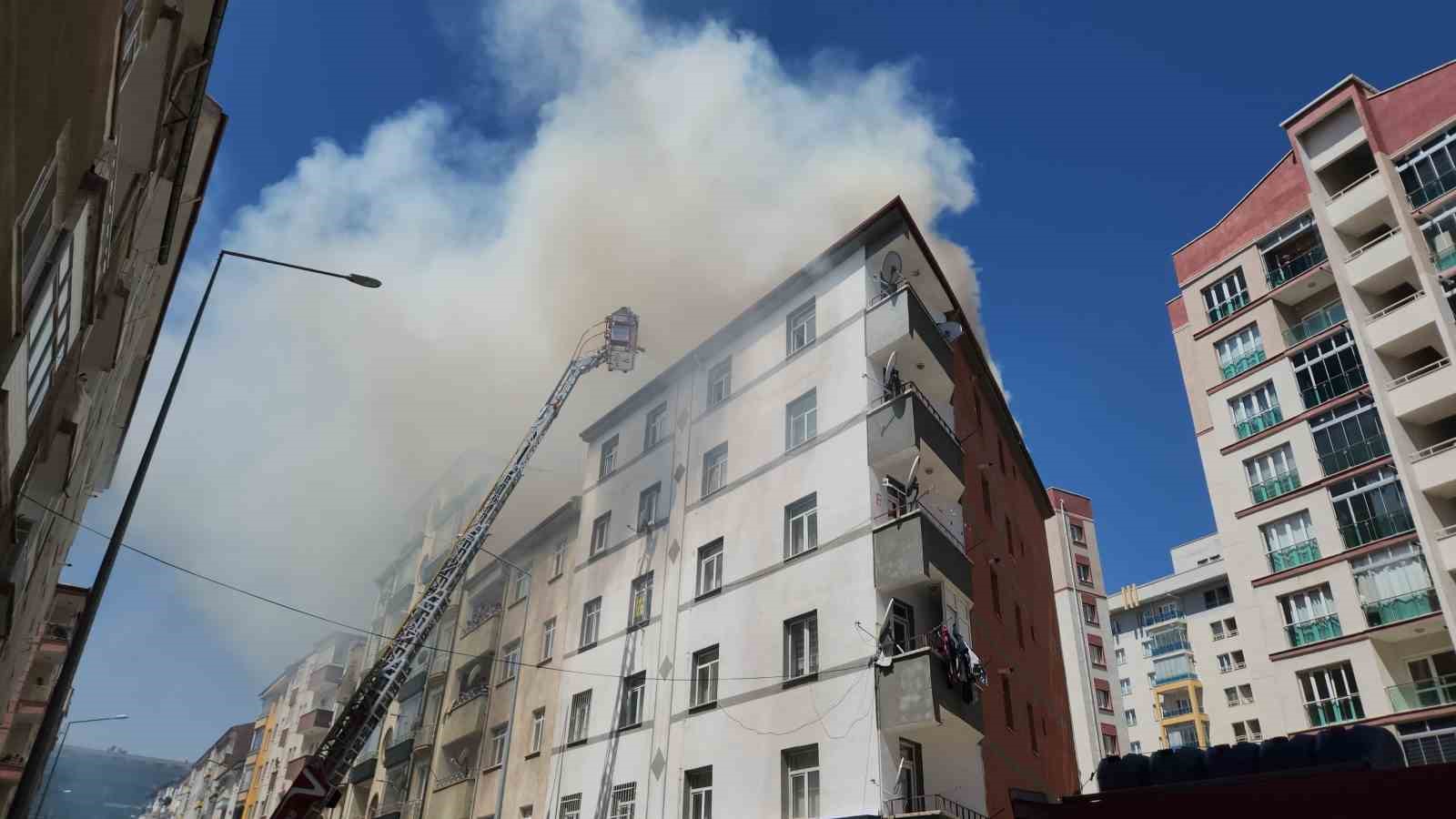 Niğde’de bacadan çıkan yangın korkuttu