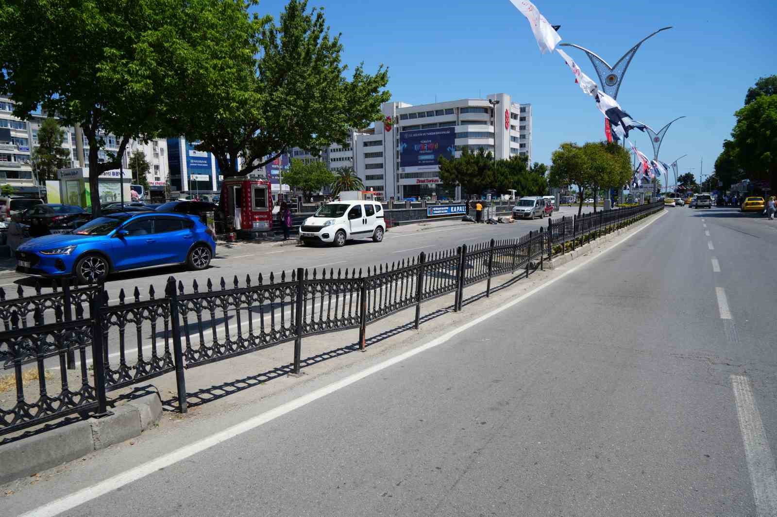 Bariyerler onarıldı, ihlaller durmadı
