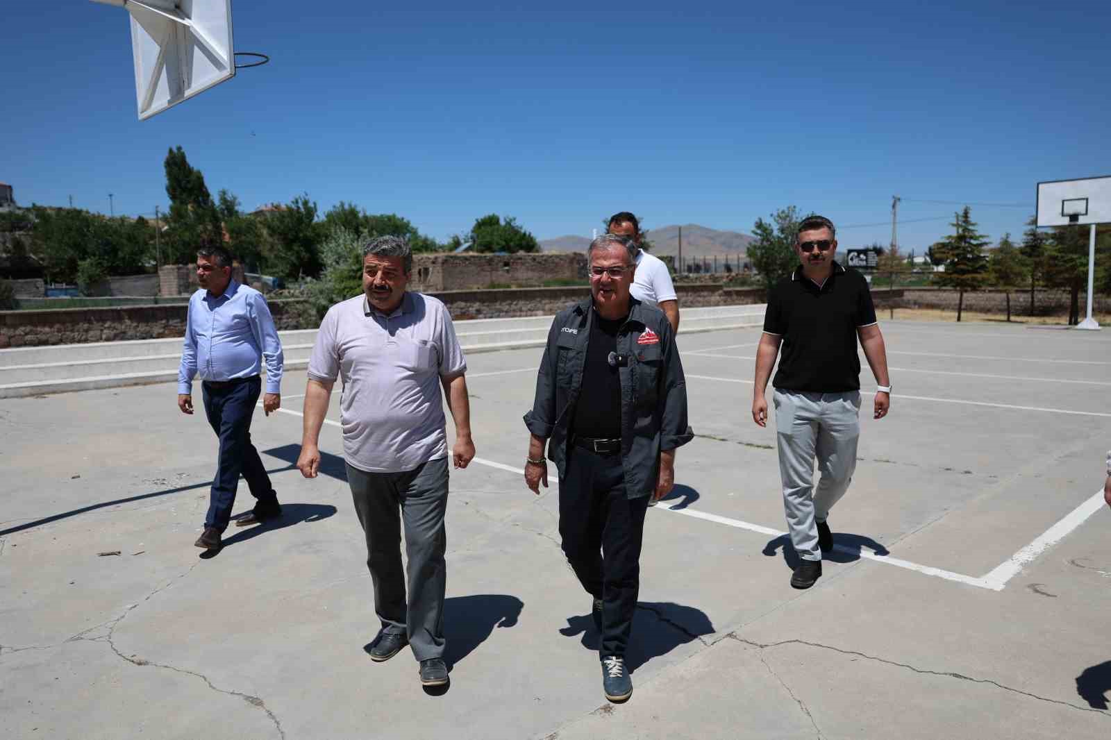 Başkan Özdoğan’dan eğitime kesintisiz destek
