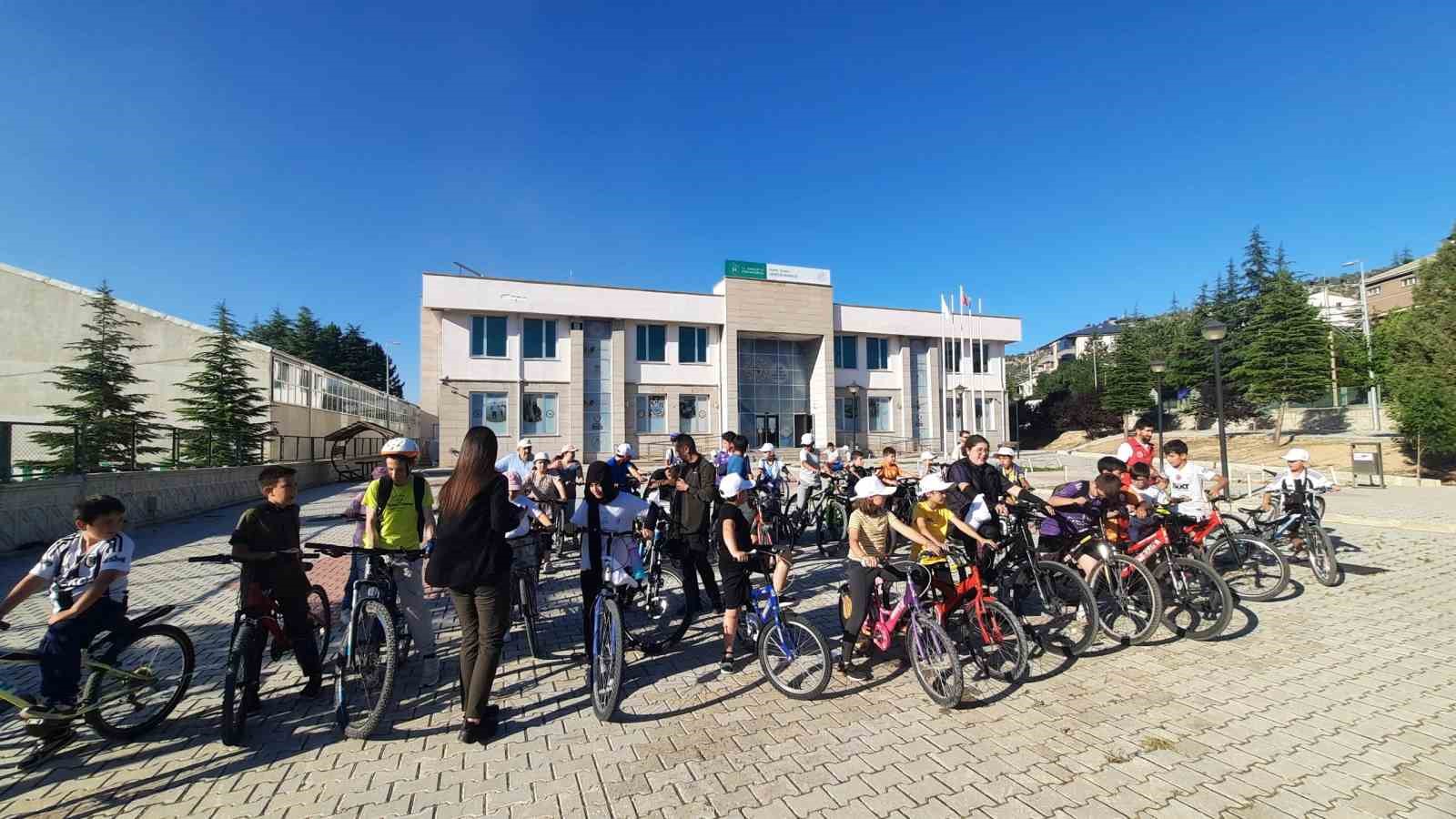 "Uyuşturucu ile mücadele" temalı bisiklet turu