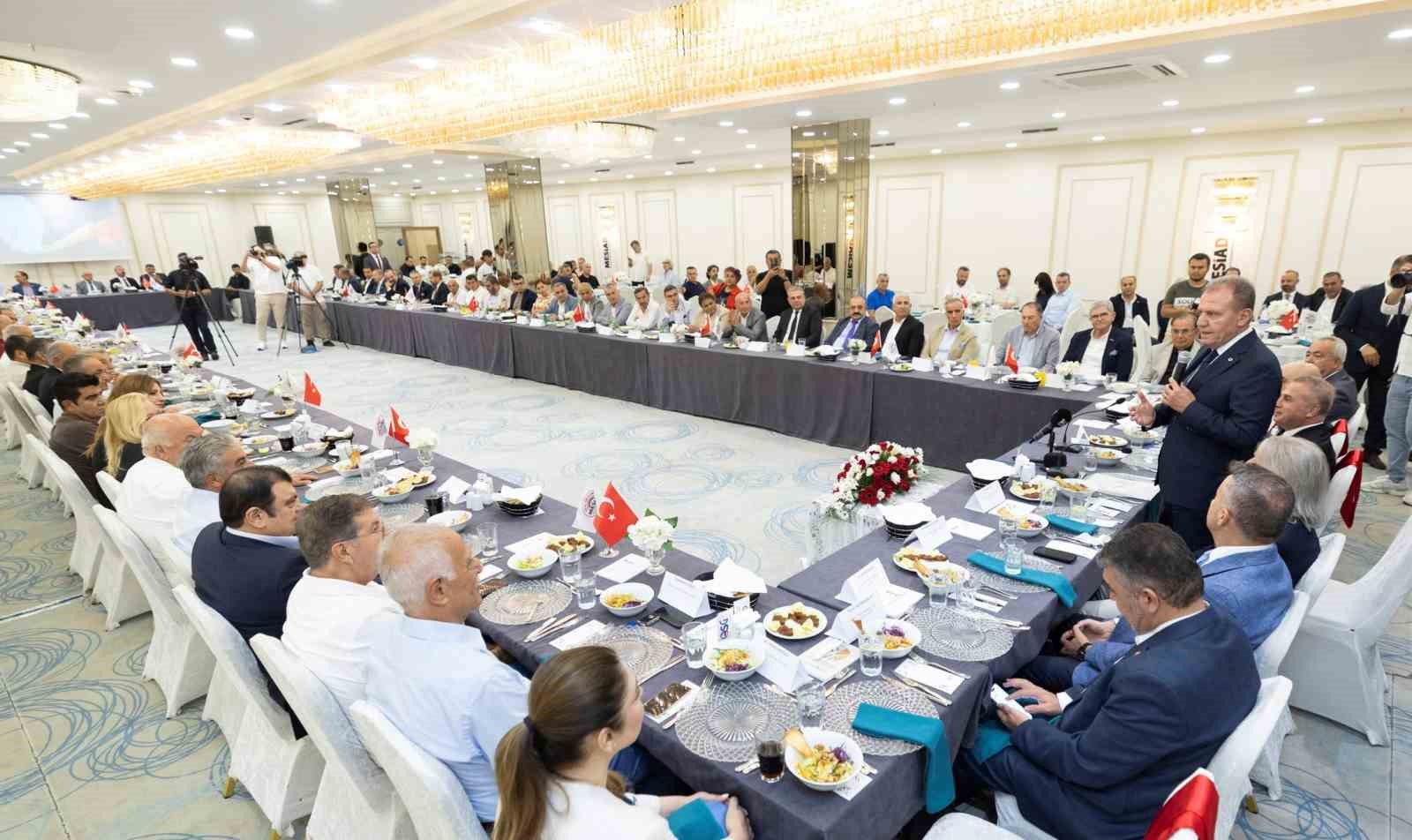 Seçer: "Mersin, gerçekten Mersin halkıyla yönetiliyor"
