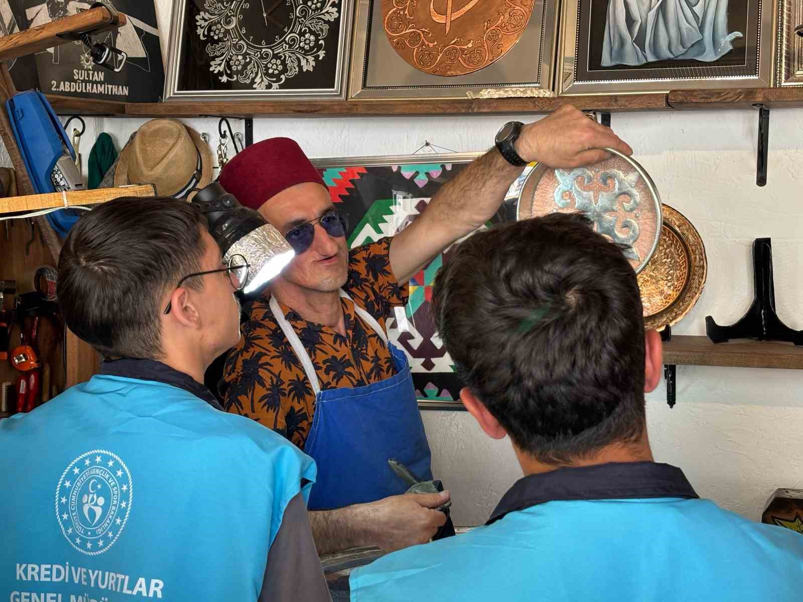 Öğrenciler, unutulmaya yüz tutmuş meslekleri tanıdı
