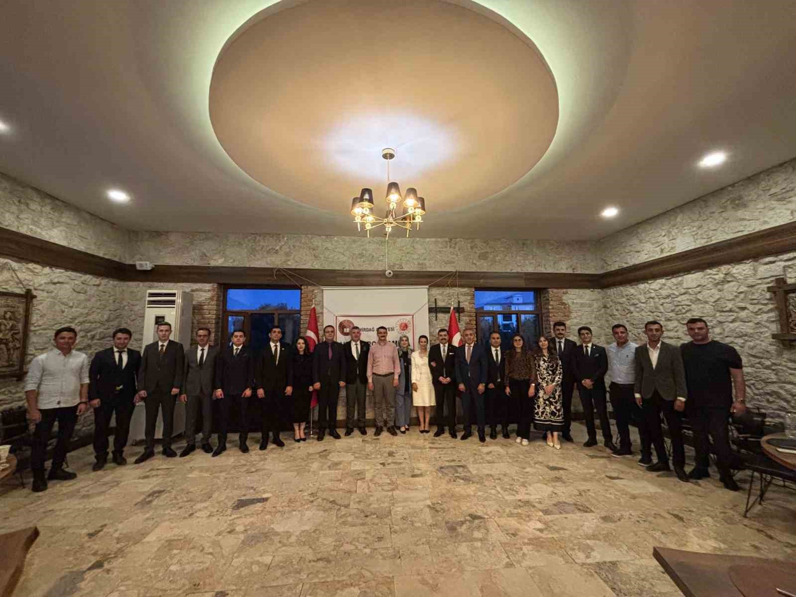 Farklı bölgelere atanan hakim ve savcılar için veda yemeği verildi