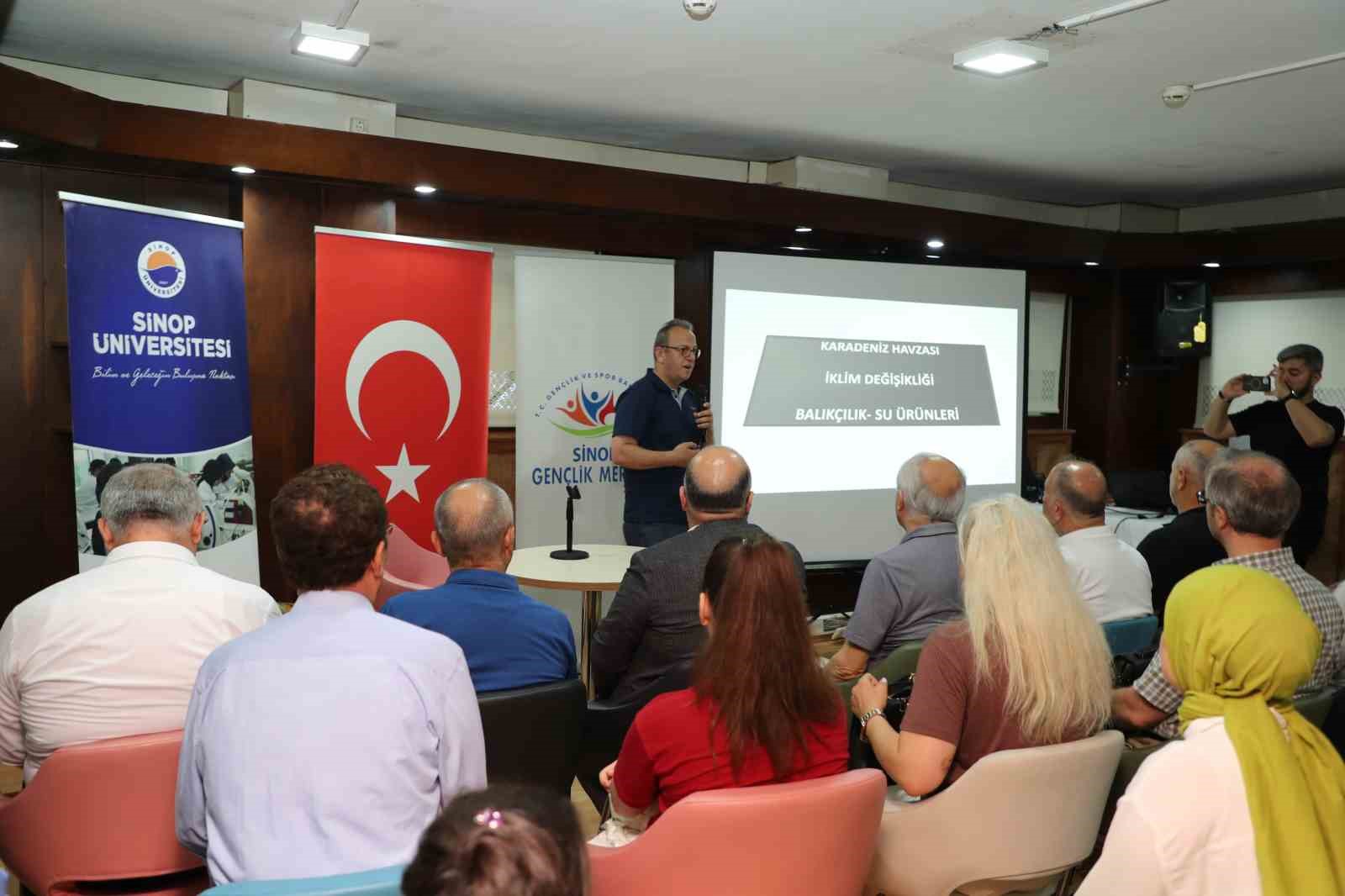 Sinop’ta iklim değişikliğinin bölgesel balıkçılığa etkileri konuşuldu
