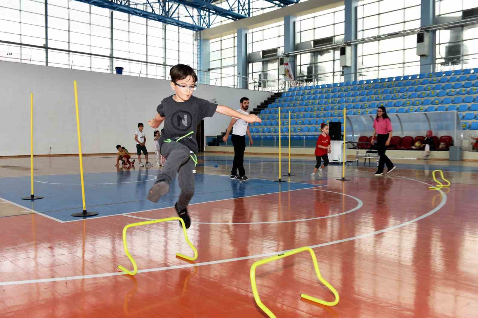 KMÜ’den çocuklara yaz tatilinde spor dolu bir atölye