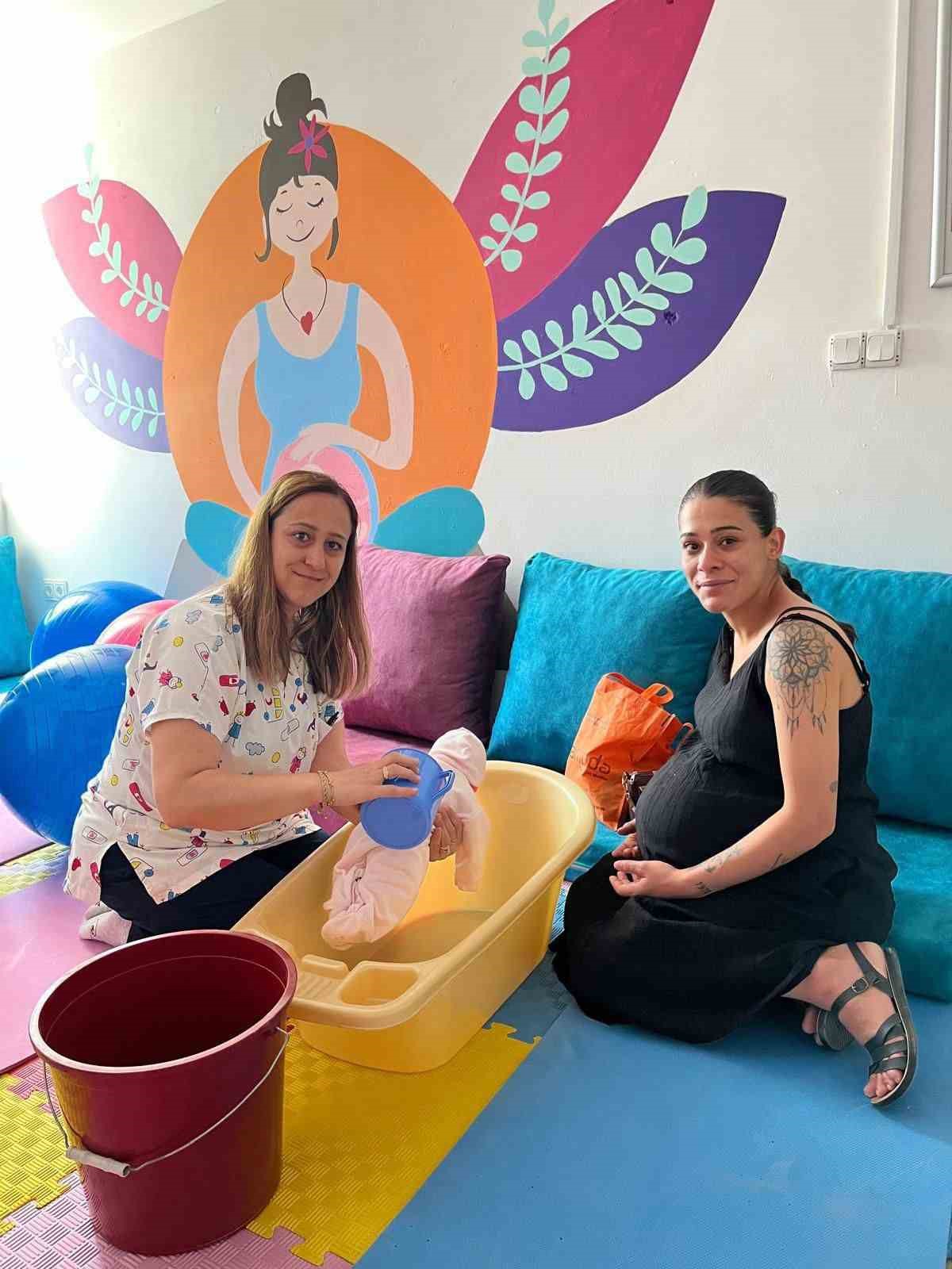 Serik Devlet Hastanesi &lsquo;Anne Dostu Hastane&rsquo; unvanı aldı
