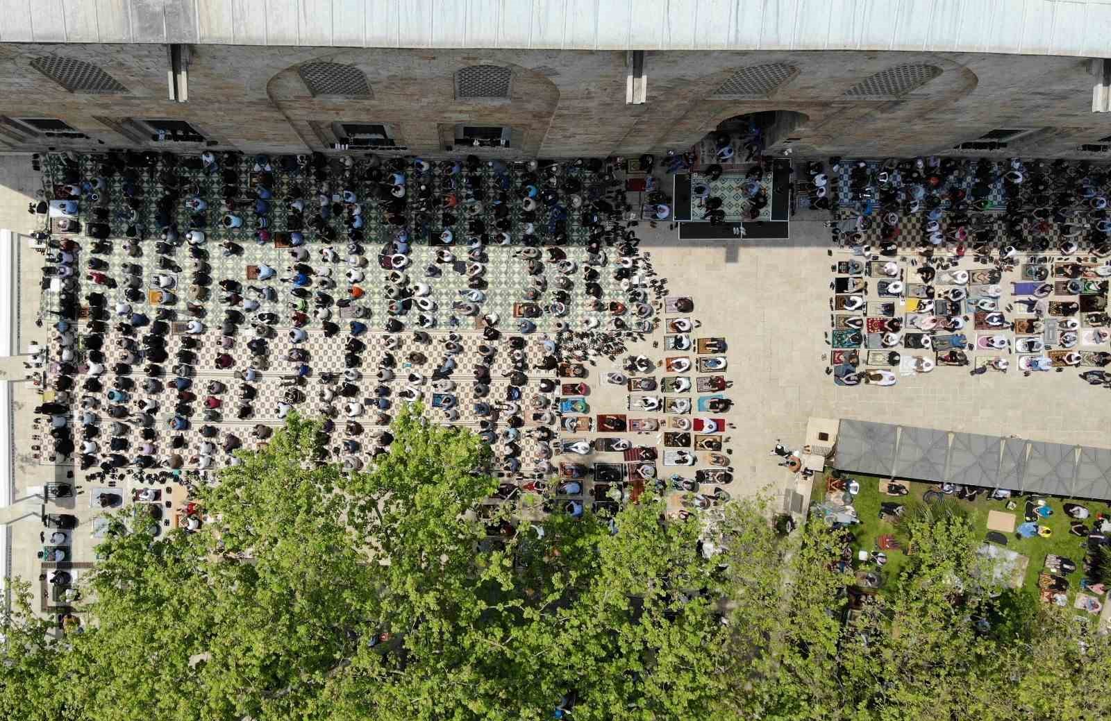 Diyanetten "Kamu hakkı dokunulmazdır" hutbesi
