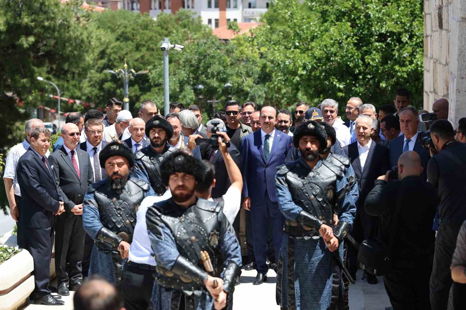 Konya’nın darülmülk oluşunun 928. yıl dönümü kutlamaları başladı