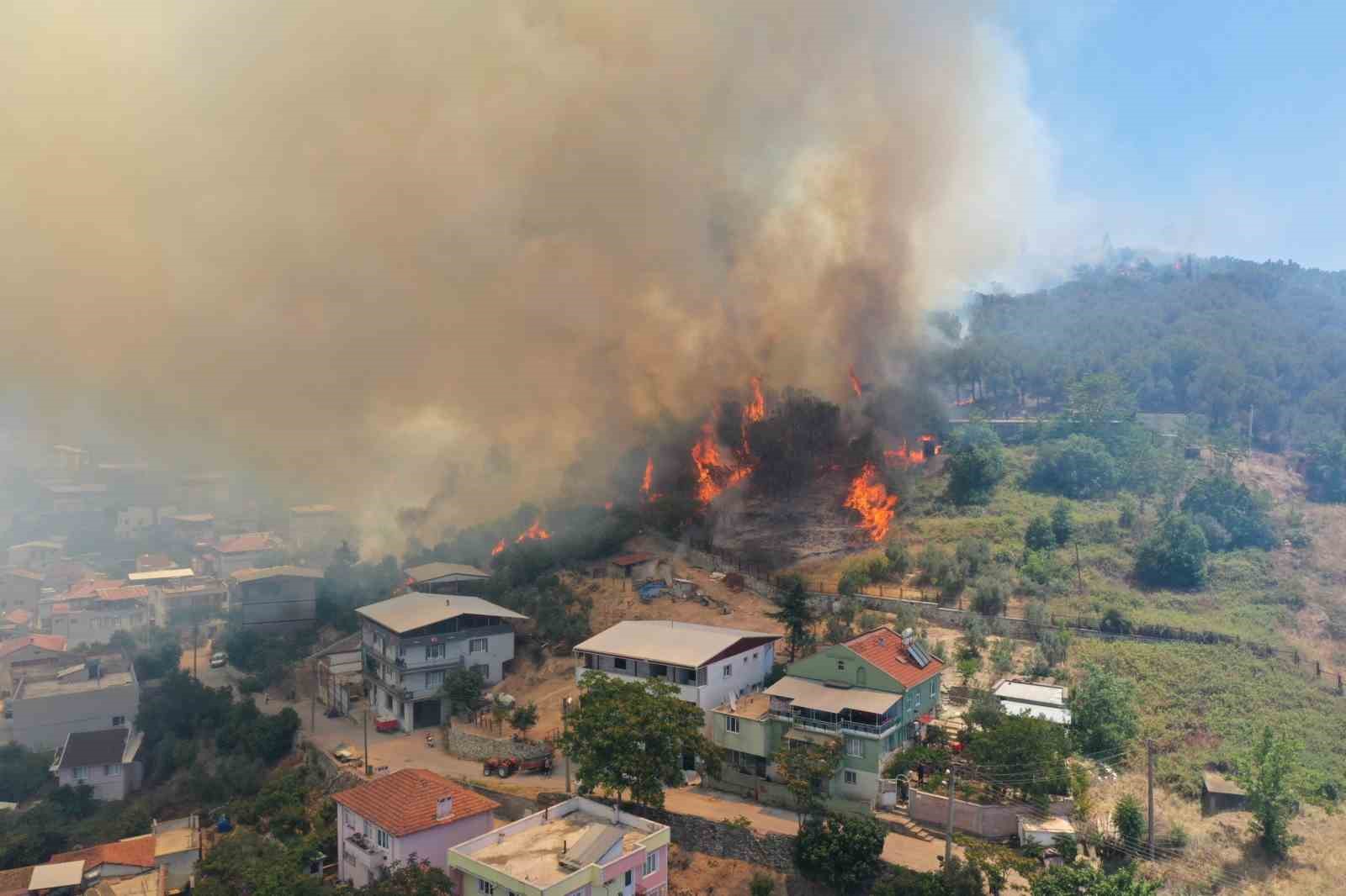 Başkan Aydın İsmetiye’deki yangın bölgesinde