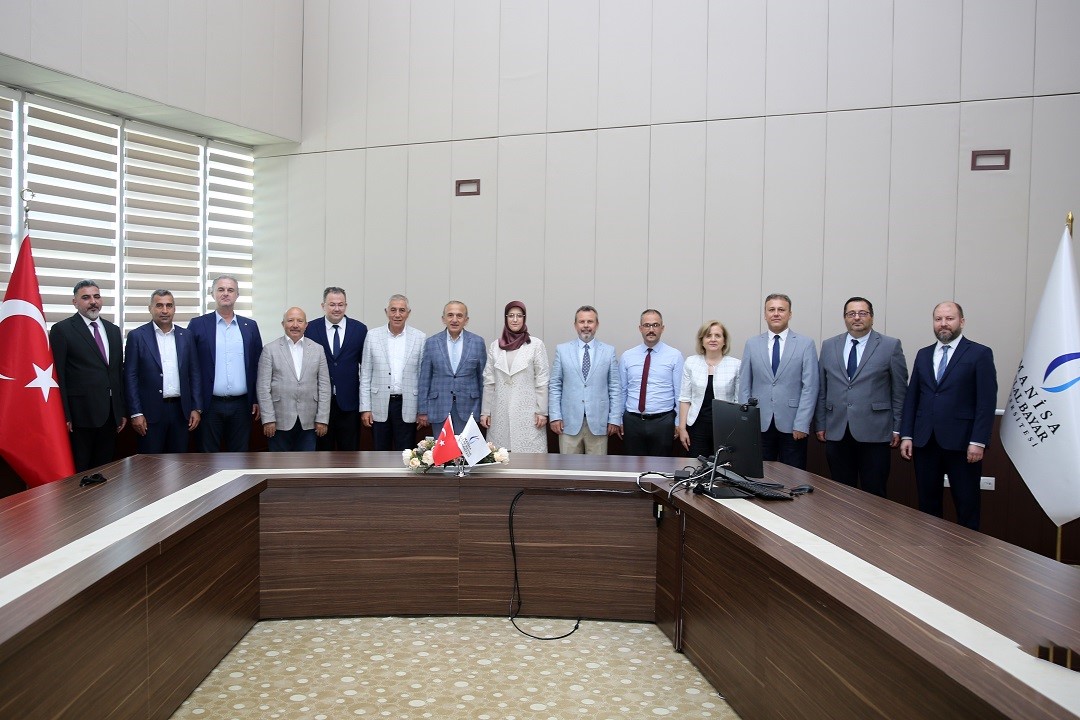 Manisa&rsquo;da &uuml;niversite sekt&ouml;r iş birliği g&uuml;&ccedil;leniyor
