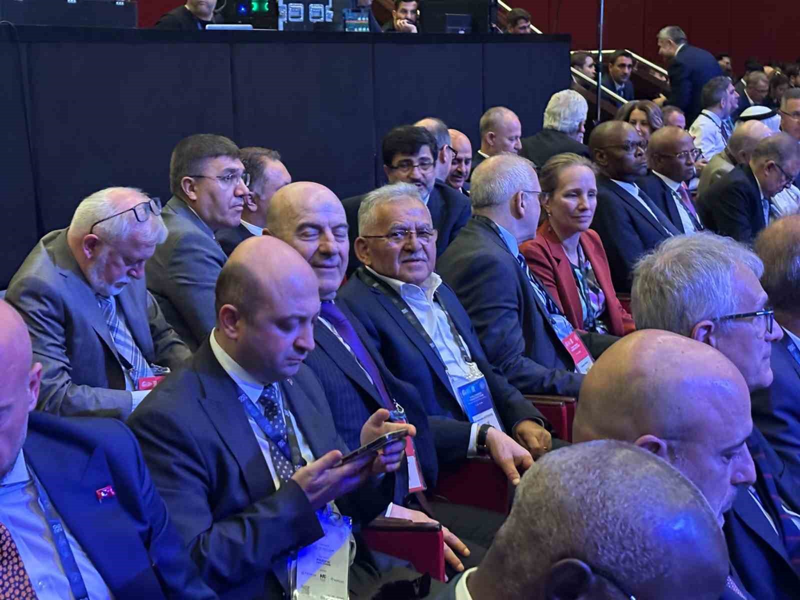 Başkan Büyükkılıç, Cumhurbaşkanı Erdoğan ile İstanbul’da görüştü