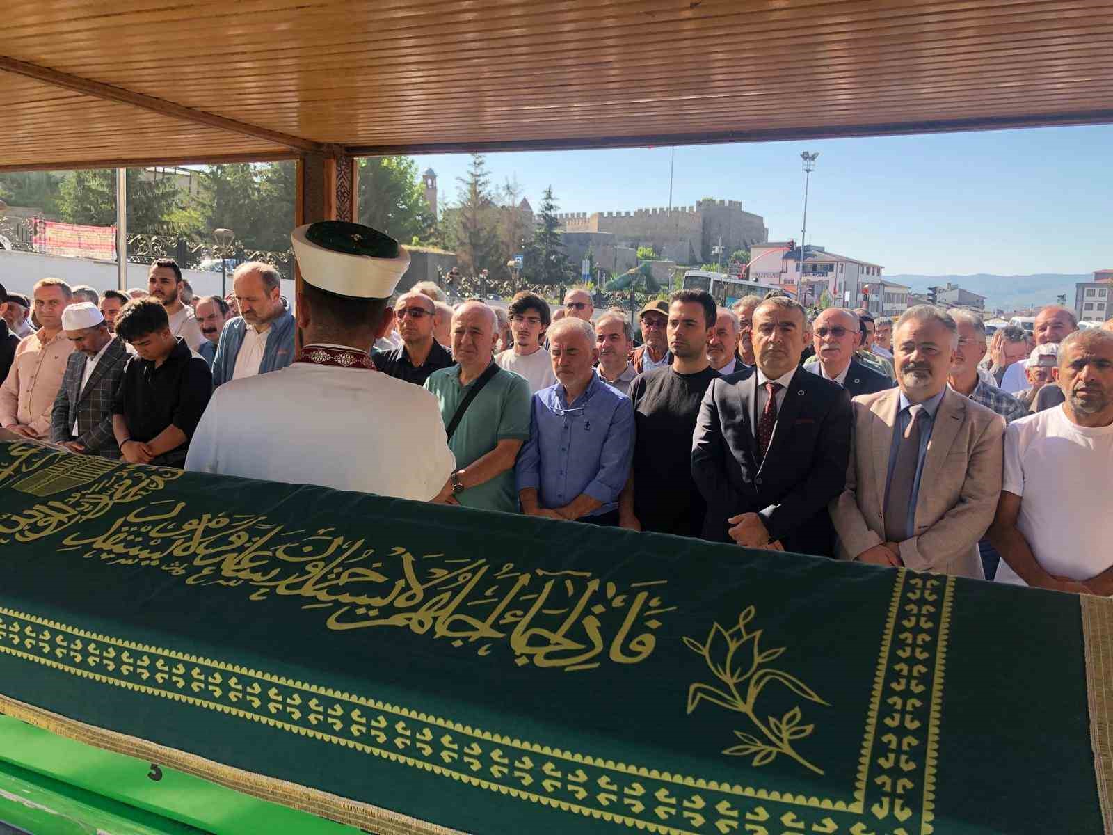 Alkan ailesinin acı günü