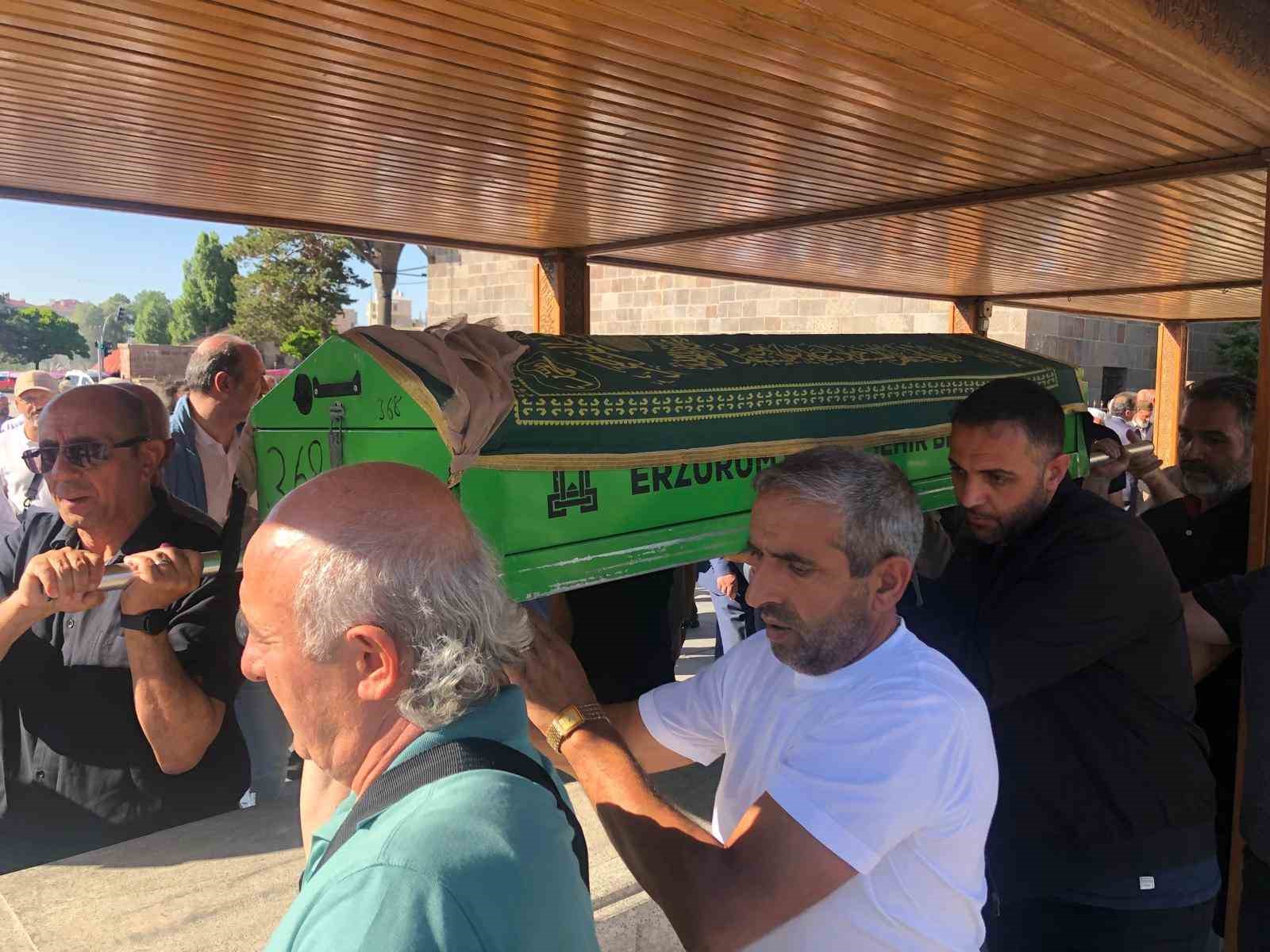 Alkan ailesinin acı g&uuml;n&uuml;
