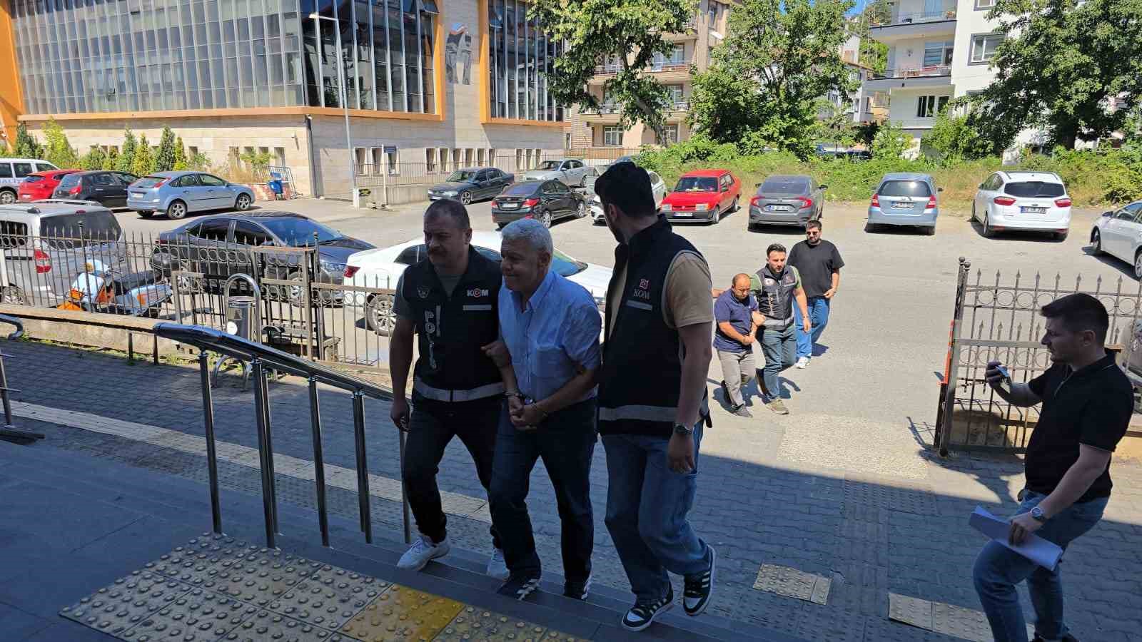 Müzede 2,7 milyonluk "vurgun" iddiasında müdür serbest, mutemet tutuklandı