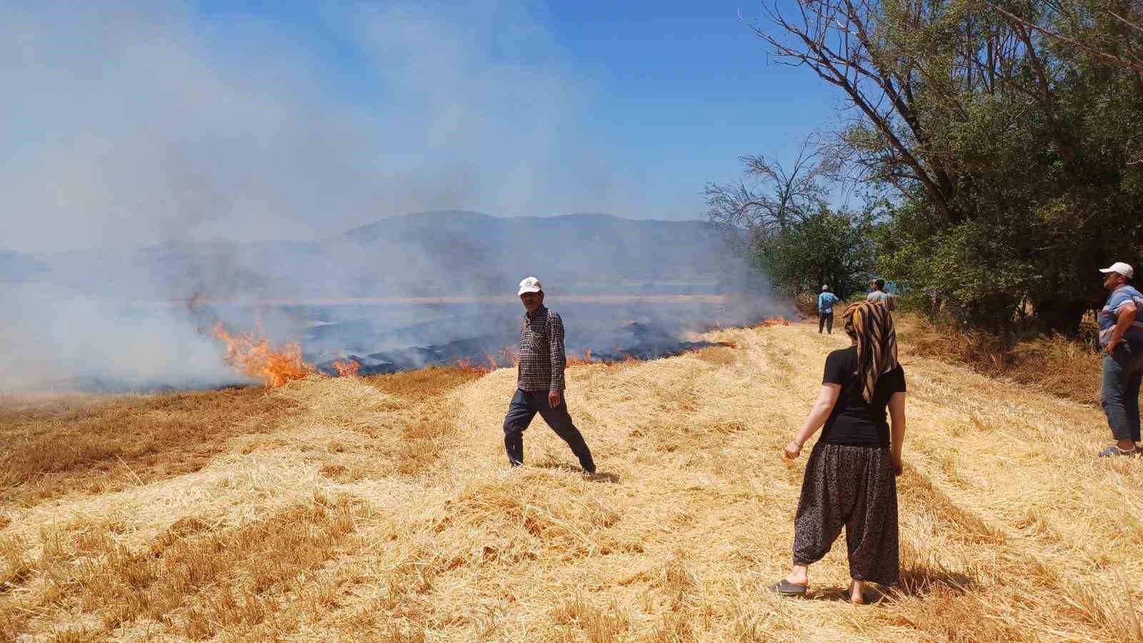 Burdur’da çıkan yangında 8 dönüm arazi zarar gördü