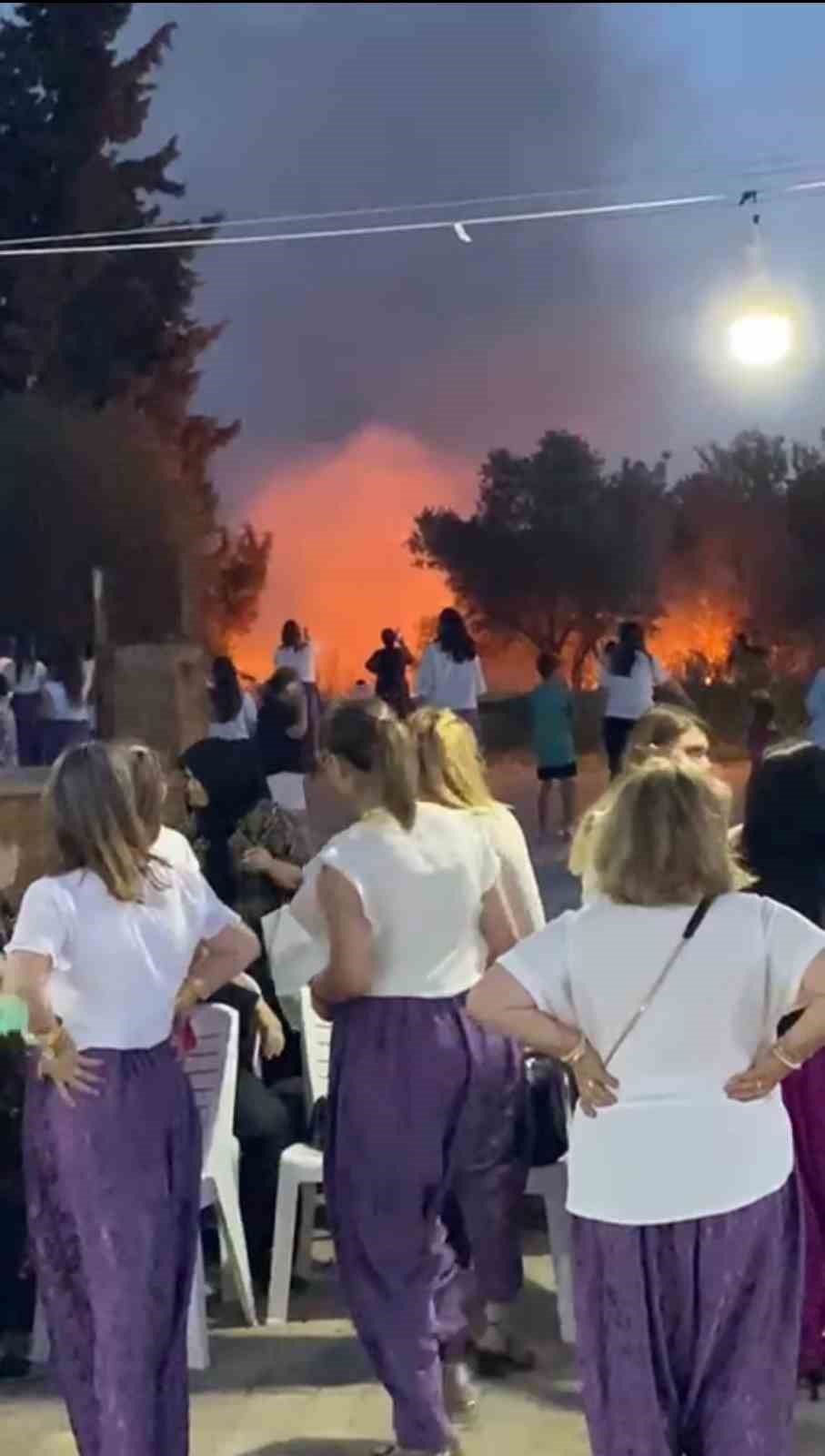 Şalvar gecesi zehir oldu...Havai fişekler köyü yakıyordu