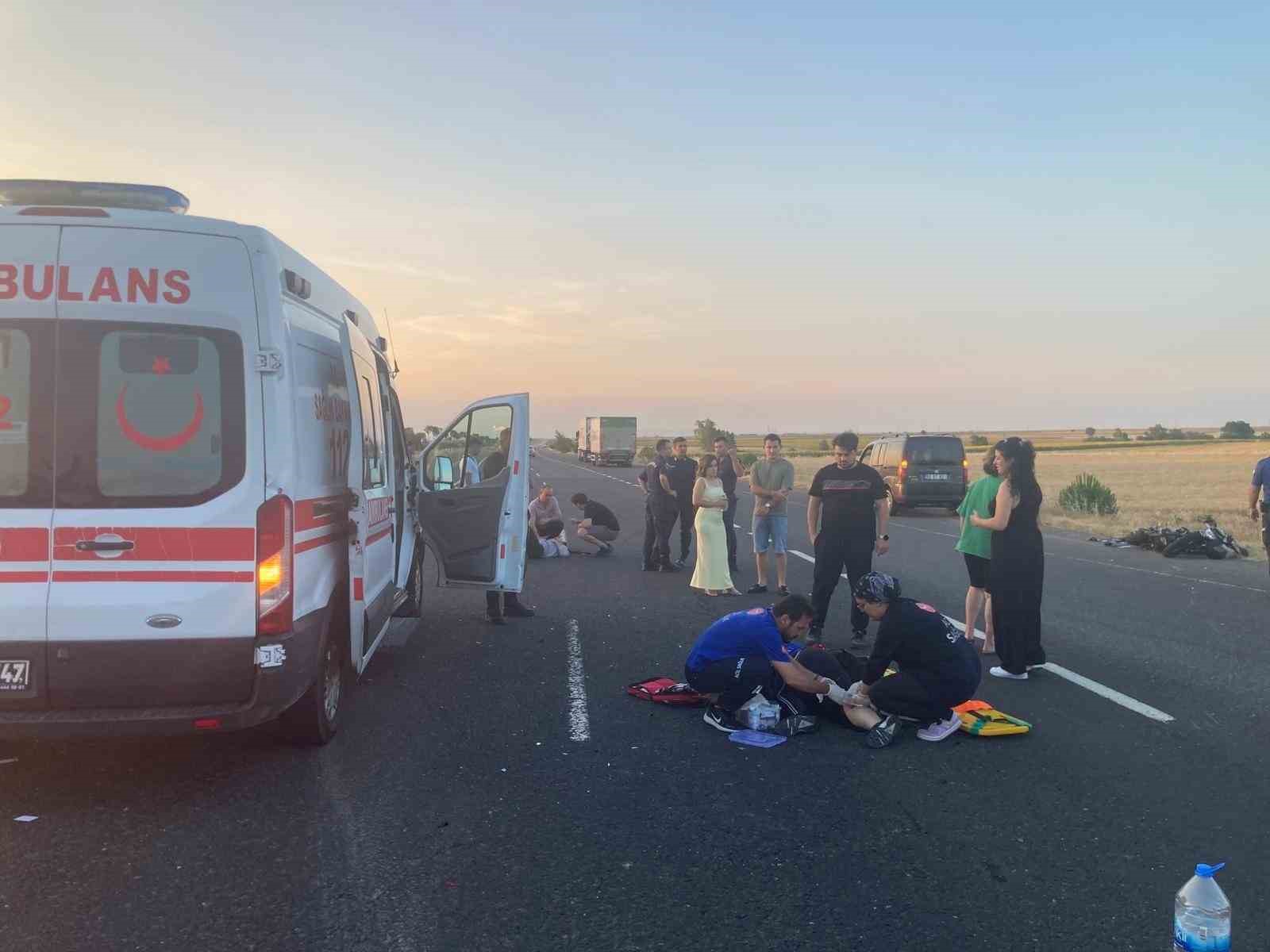 Otomobil ile motosiklet &ccedil;arpıştı: 2 yaralı
