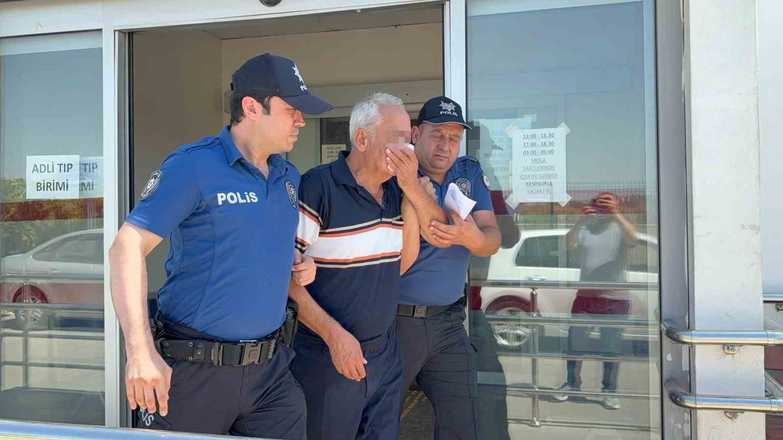 Emekli hakimin otobüste bir kadını taciz ettiği iddiası