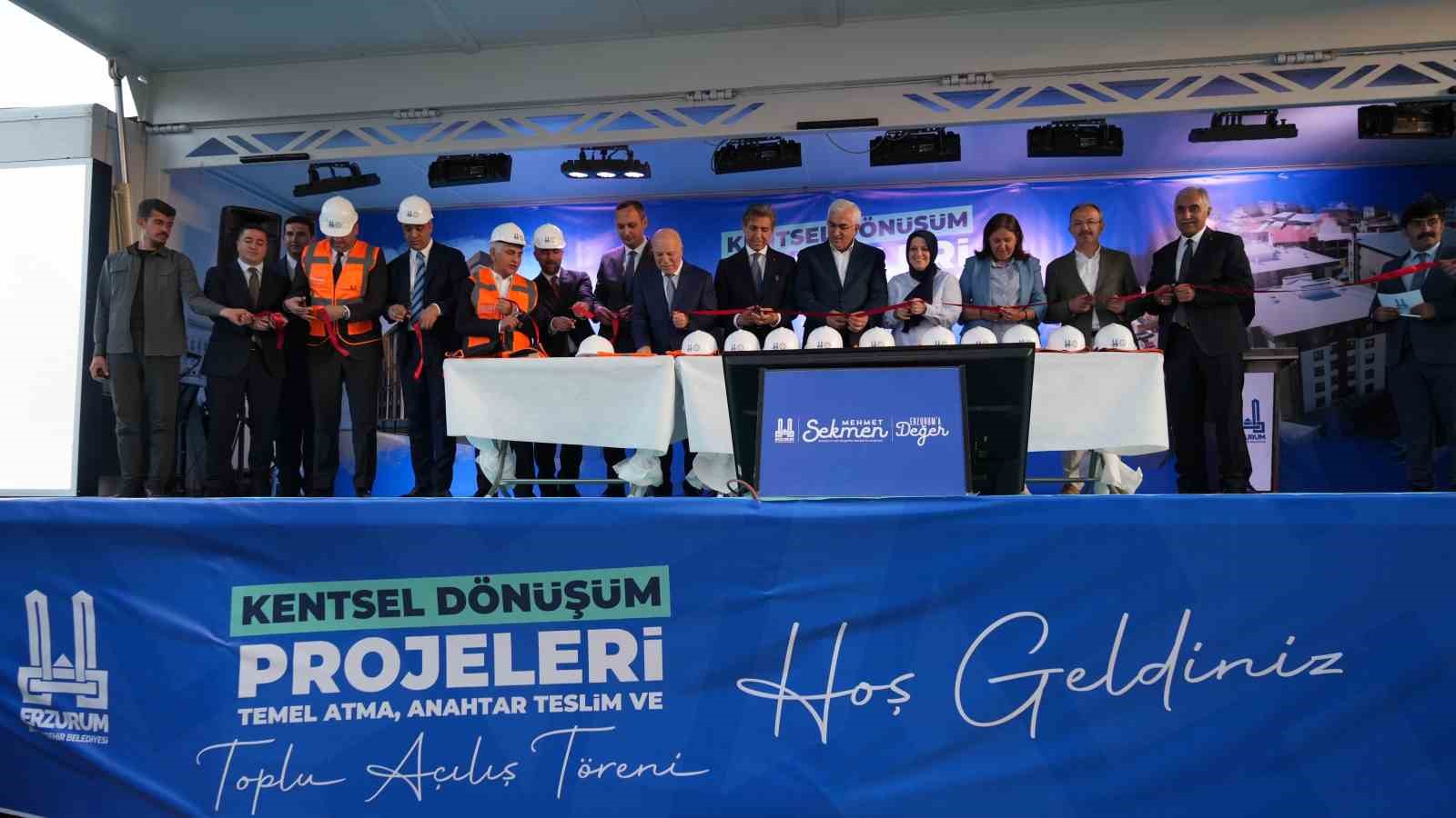 Demir: "CHP&rsquo;li başkanlar b&uuml;t&ccedil;elerini kendi kariyer planları i&ccedil;in, olmadık işlerde harcıyor"
