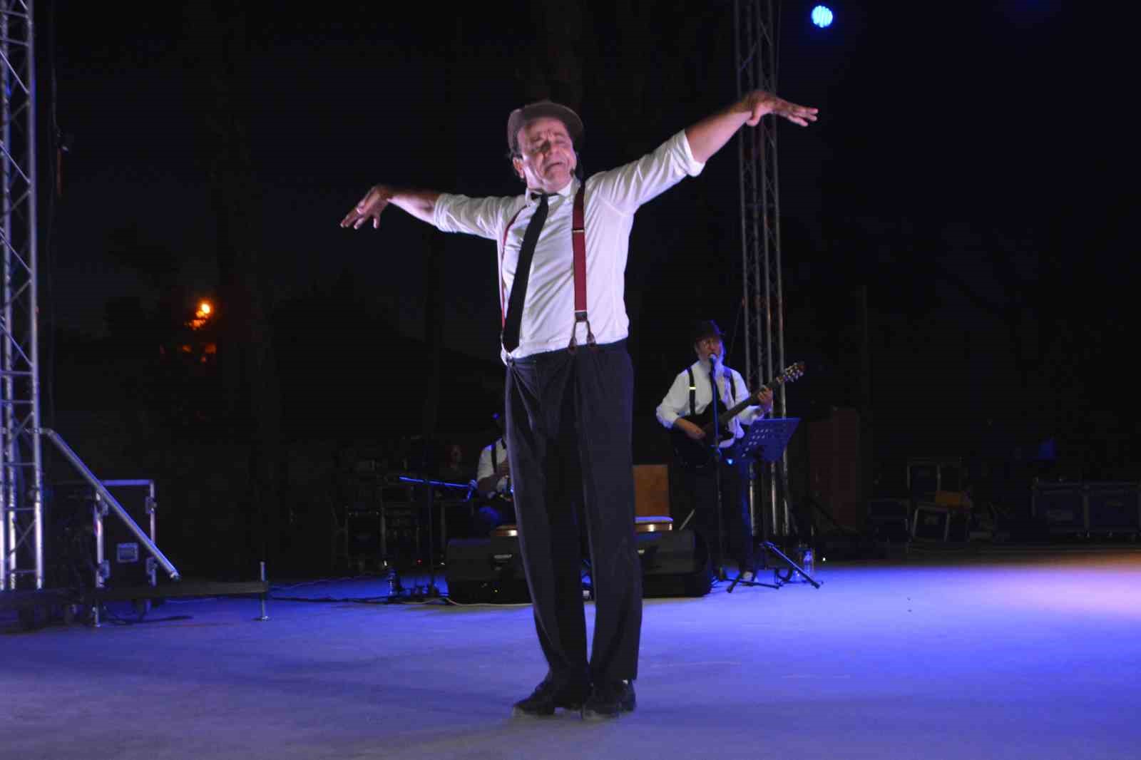 Ünlü oyuncu Reha Özcan son noktayı koydu