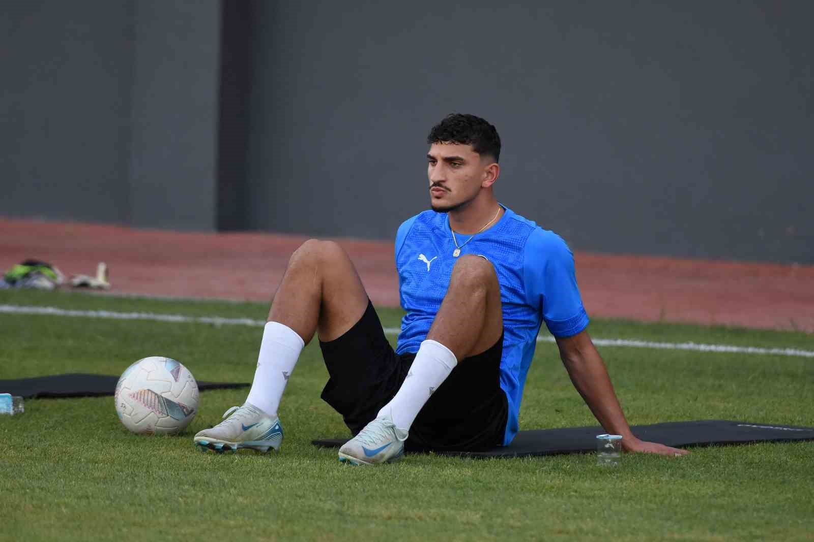 Manisa FK yeni sezon hazırlıklarına başladı
