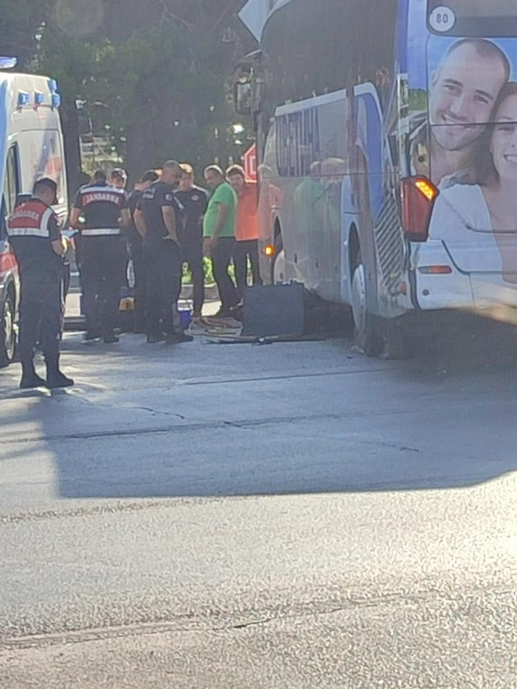 Lisenin m&uuml;d&uuml;r yardımcısını hayattan koparan kaza
