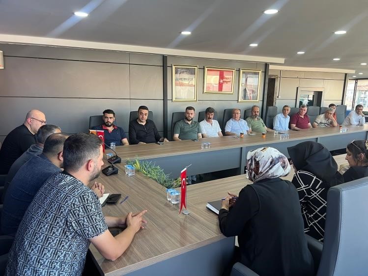 AK Parti&rsquo;de g&uuml;ndem yeni &uuml;ye
